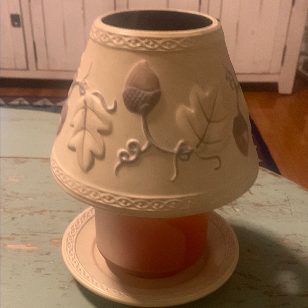 Decorative Cream Candle Holder with Leaf Design
